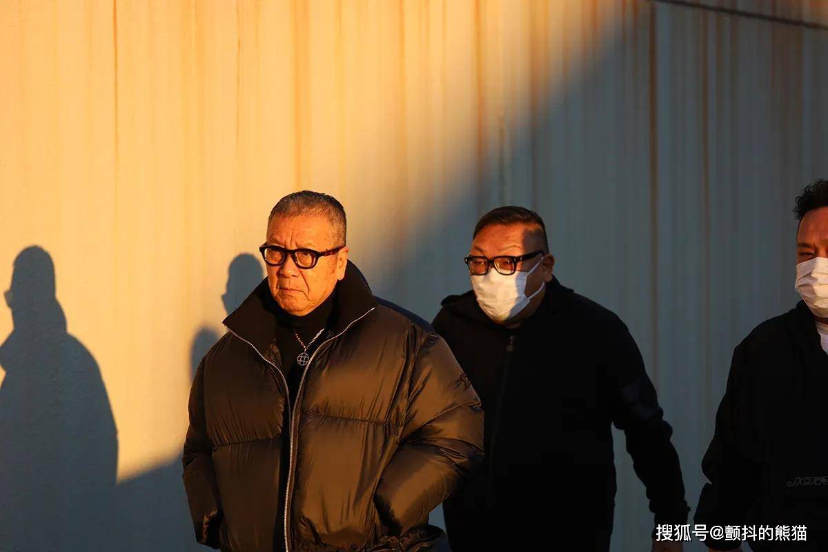 原創當黑社會遇上奢侈品：山口組元旦搗年糕，成了頂級奢侈品秀場