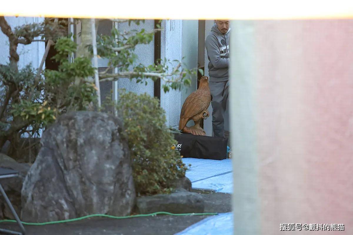 原創當黑社會遇上奢侈品：山口組元旦搗年糕，成了頂級奢侈品秀場