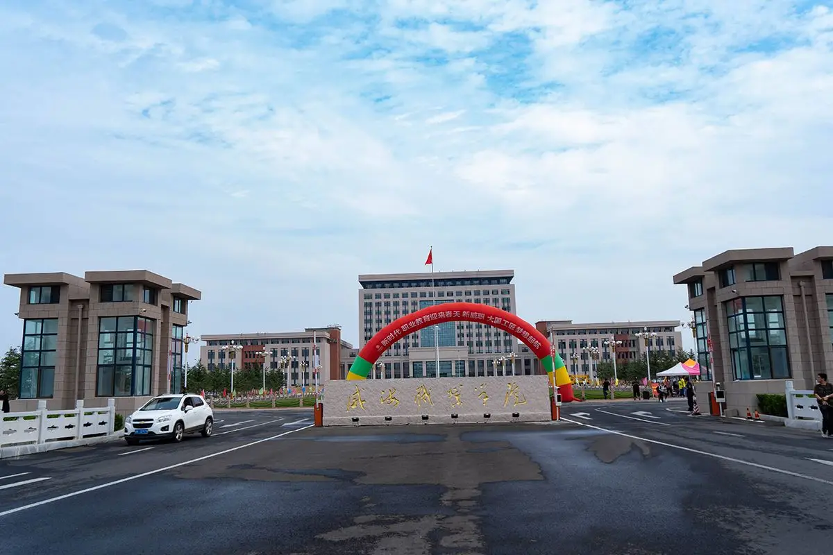 原創在技校工作十五年後感慨：職業教育不該被視作洪水猛獸