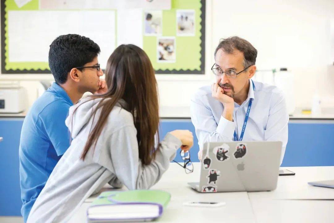 新加坡留學 | 跟小文走進新加坡UWC國際學校