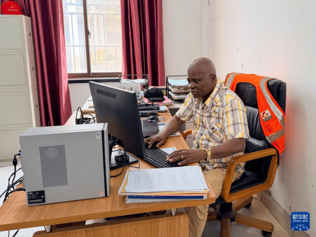 “中國是改變我命運的起點”——剛果（布）新水泥廠“老翁”的故事