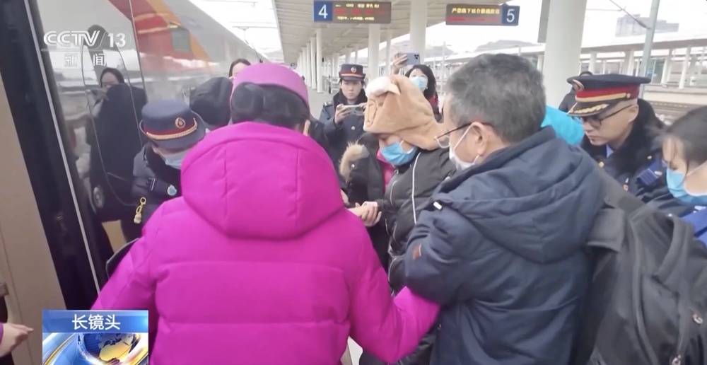 緊急尋親！大學生患罕見白血病急需移植，才知身世……