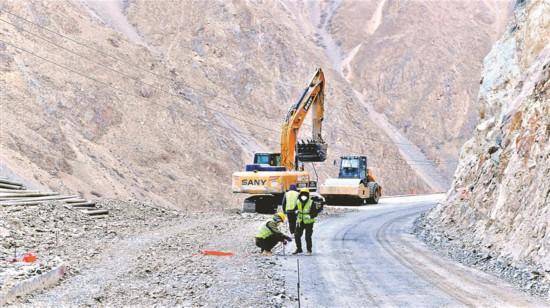 騾馬道成歷史 汽車鳴響未來