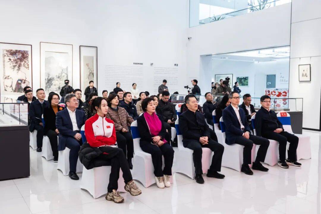 奧運珍品和系列珍貴圖書入藏吳興暨冬奧特別策劃《藝蘊冬奧》在吳啟播