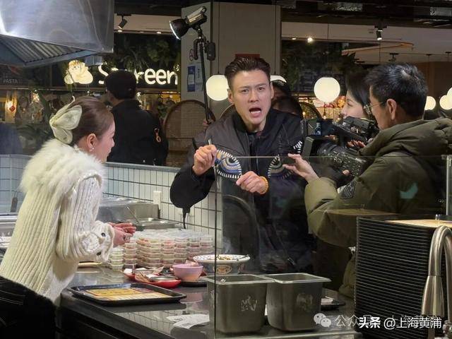 煙火暖城聚風味，黃浦環球美食直播啟幕