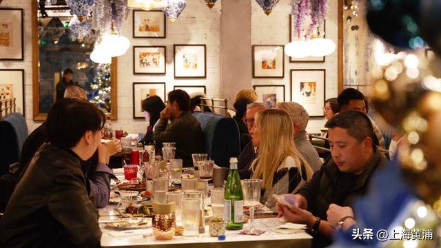 石庫門裡，竟然有正宗美式煙火氣？！｜環球美食在黃浦