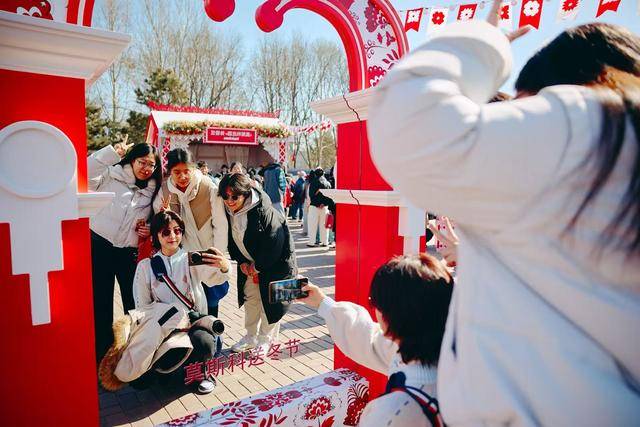 莫斯科與北京首次雙城聯動共迎春天，逾50萬人在京感受莫斯科文化與美食