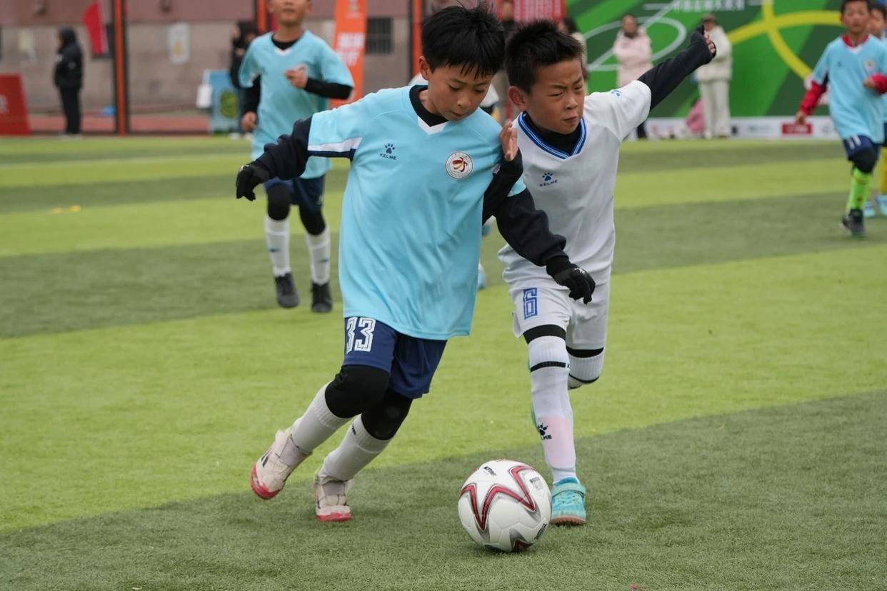 鄭州市小學生足球青苗冠軍盃第二階段賽開戰