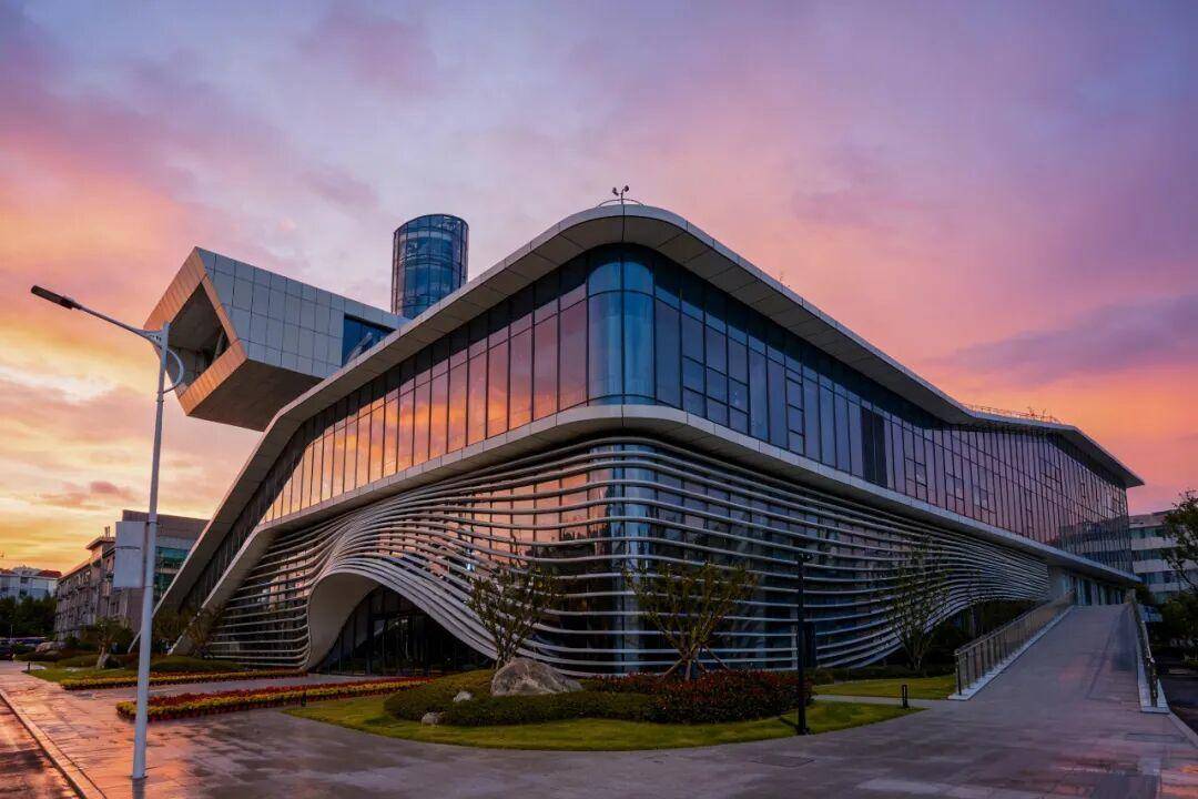 山東外國語職業技術大學招聘33名教師！