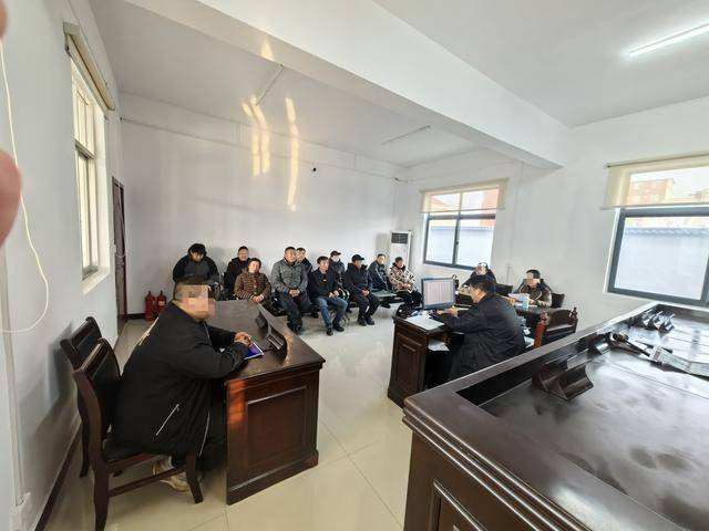 新野縣法院：用法律為“老己”撐腰