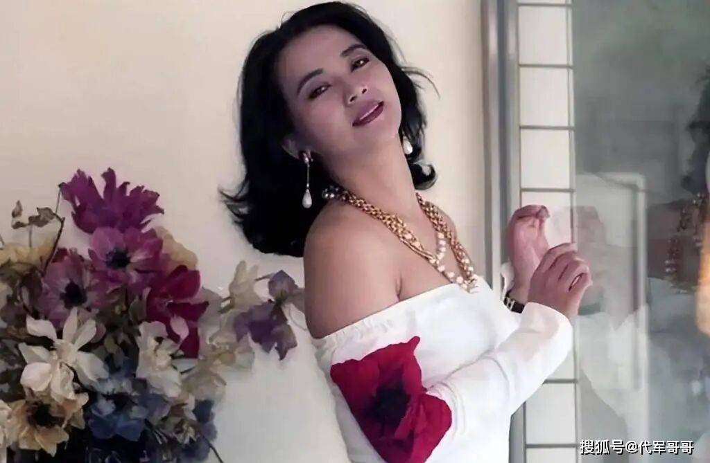 原創67歲胡慧中近況曝光！變賣房產救老公出獄，如今200斤女兒讓她牽掛