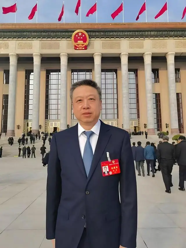 史家教育集團總校長洪偉：落實“健康第一”，關鍵要克服“分數第一”