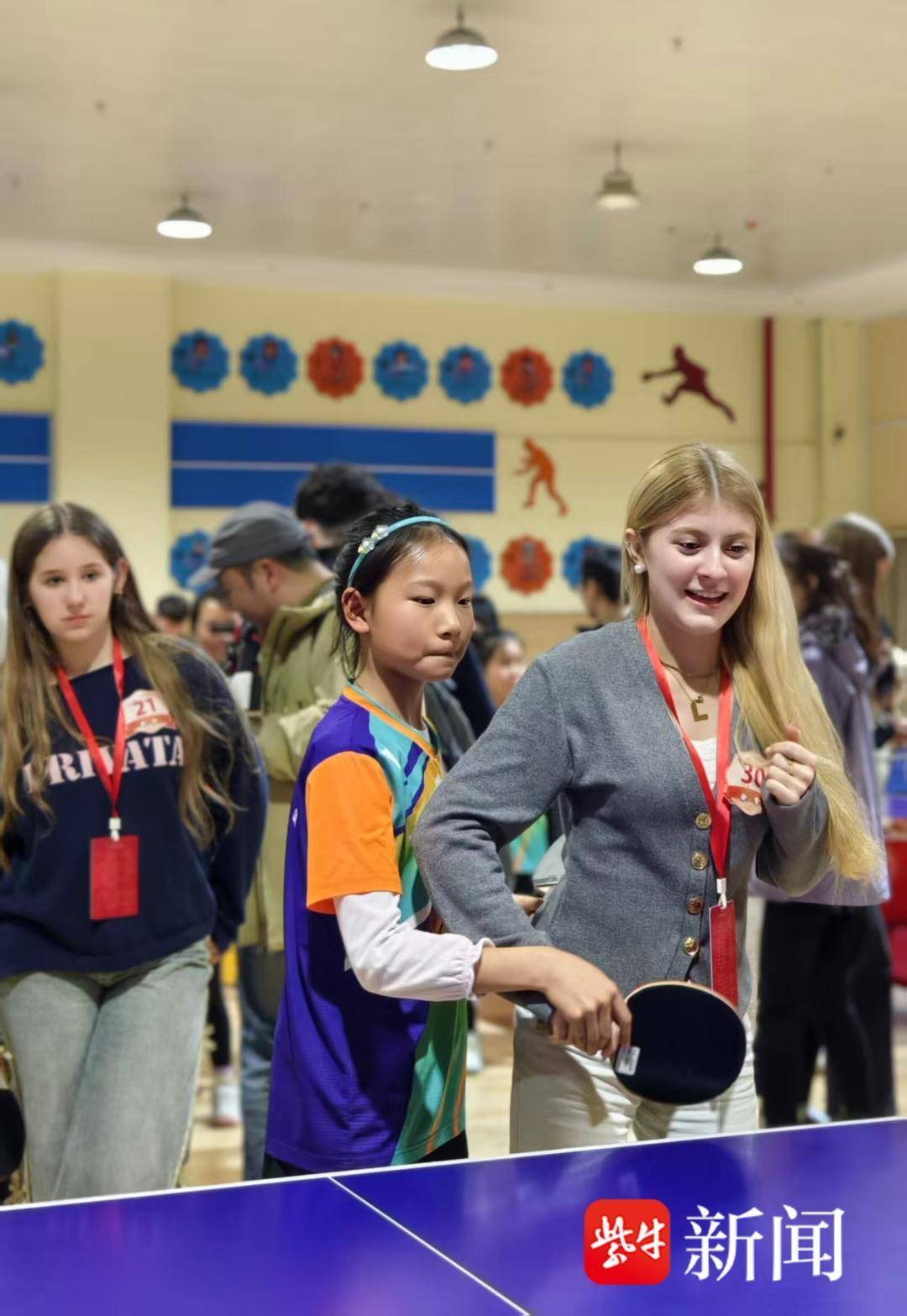 百年名校迎遠客，鎮江市八叉巷小學舉辦跨國乒乓文化交流活動