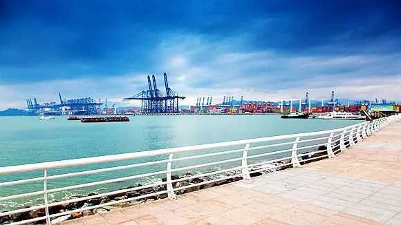 深圳國際簽訂華南物流園二期一階段土地出讓合同 價款2.87億元