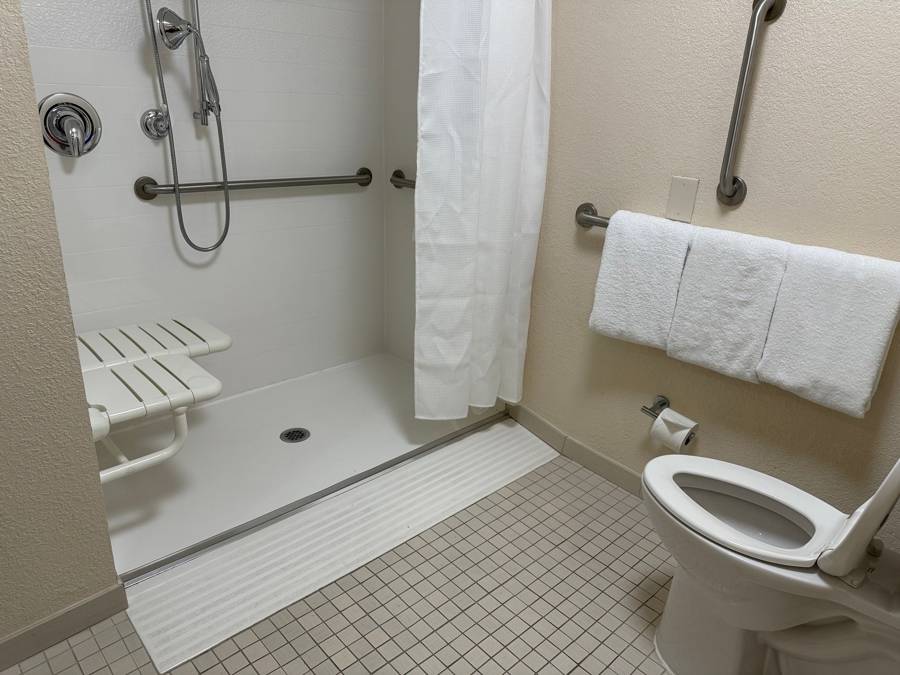 老年人友好型旅遊正走俏，各國探索適老旅遊