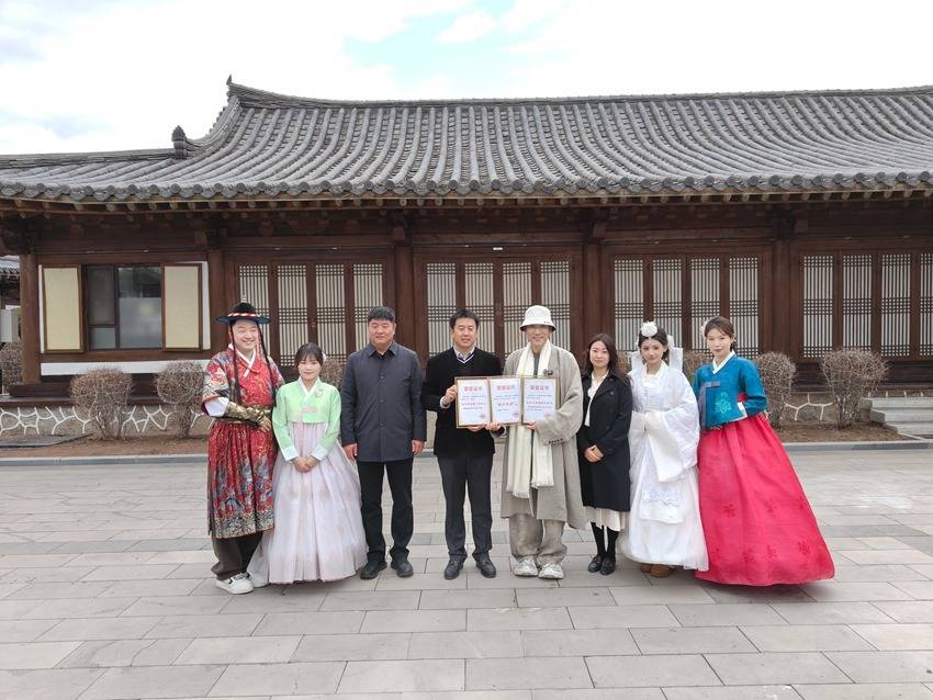 品美食、賞民俗 歌手林依輪為延吉“代言”