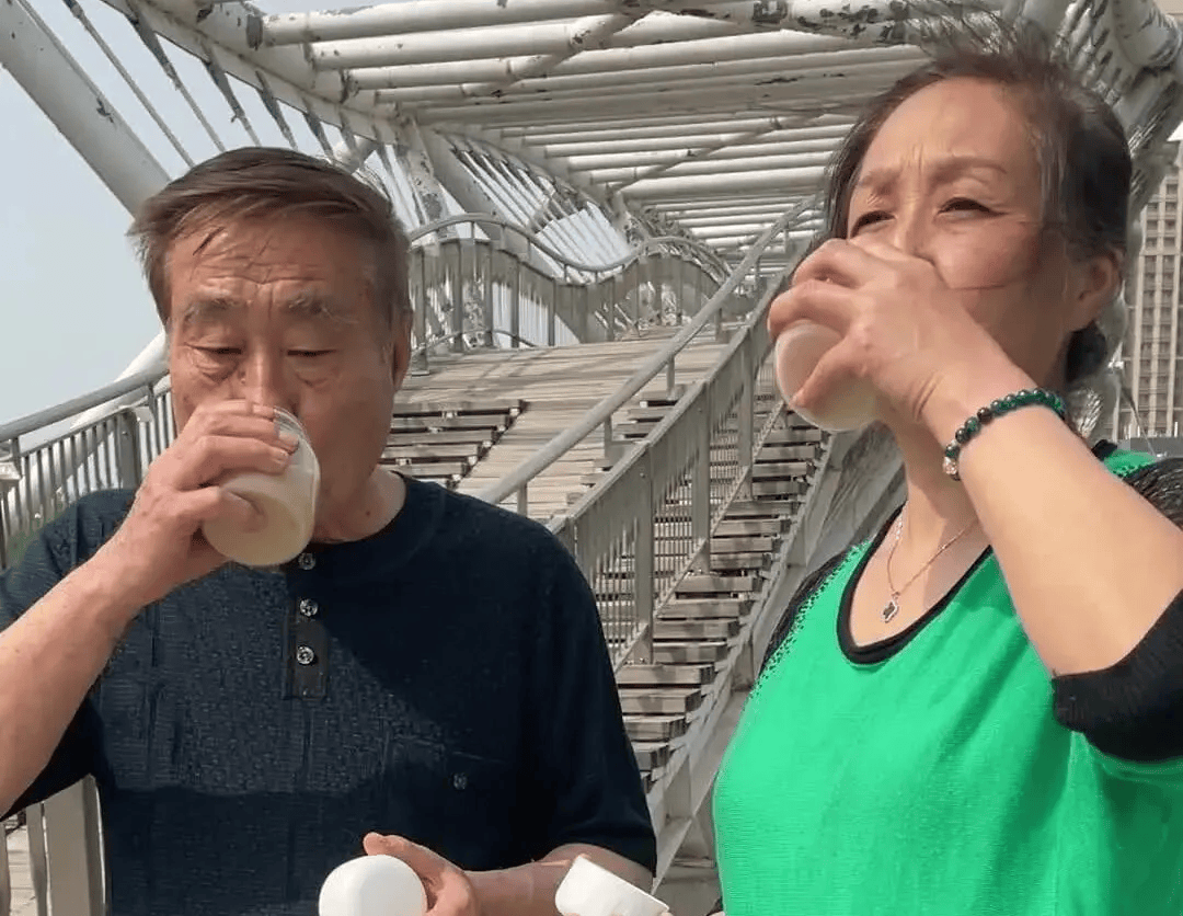 戲劇性變化出現了！