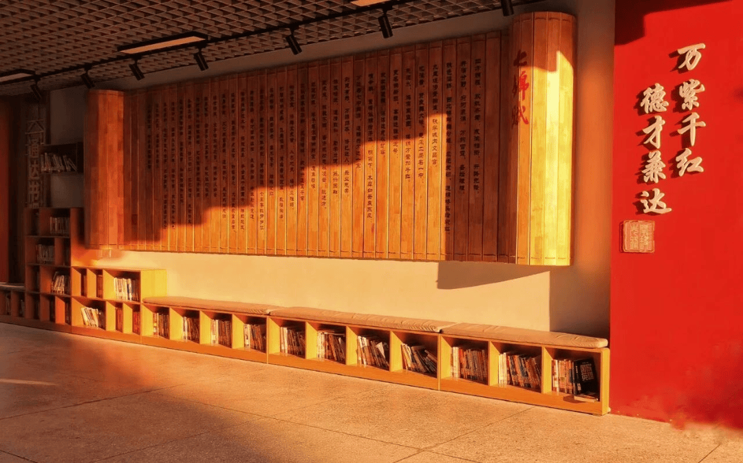 原創成都老牌中學逆襲！72 載守心育人，成教育界黑馬！