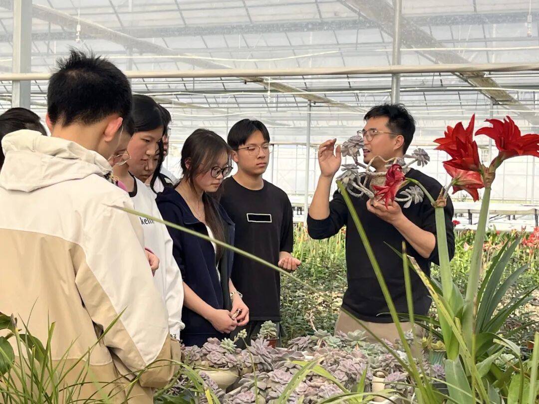 不考試的課上，這所中學讓學生“身上有汗，眼裡有光”