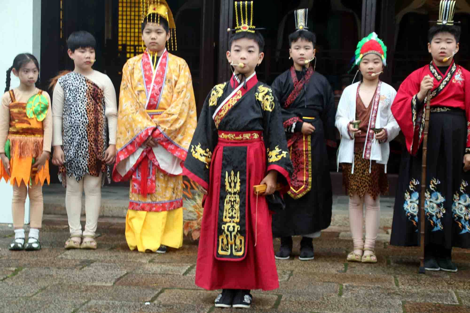 蘇州市勞動路實驗小學：兒童劇《泰伯奔吳》沉浸式再現吳地傳奇