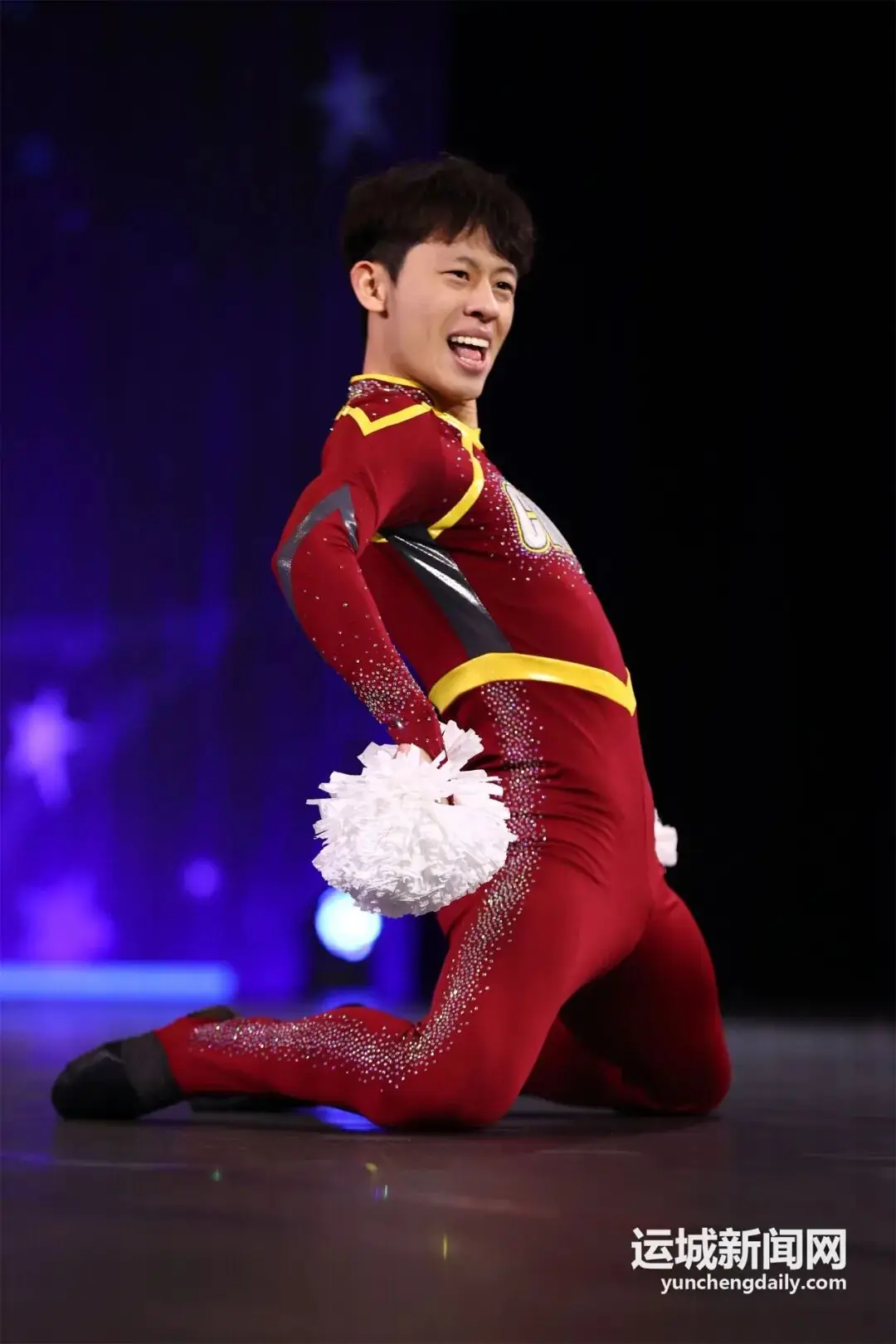 康傑中學學子王亞洲摘得世錦賽冠軍