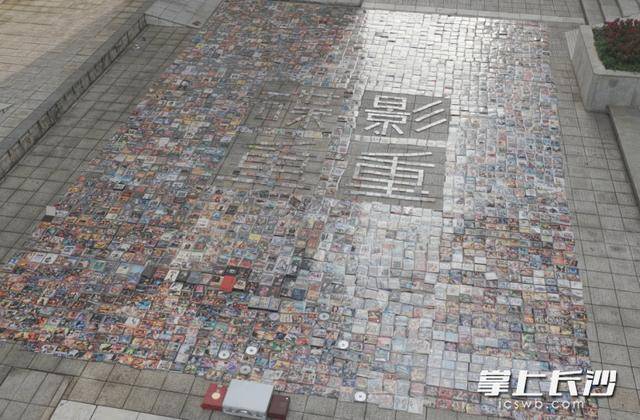 原創三位影迷分享20年收藏 “碟影重重”展2500多張DVD光碟