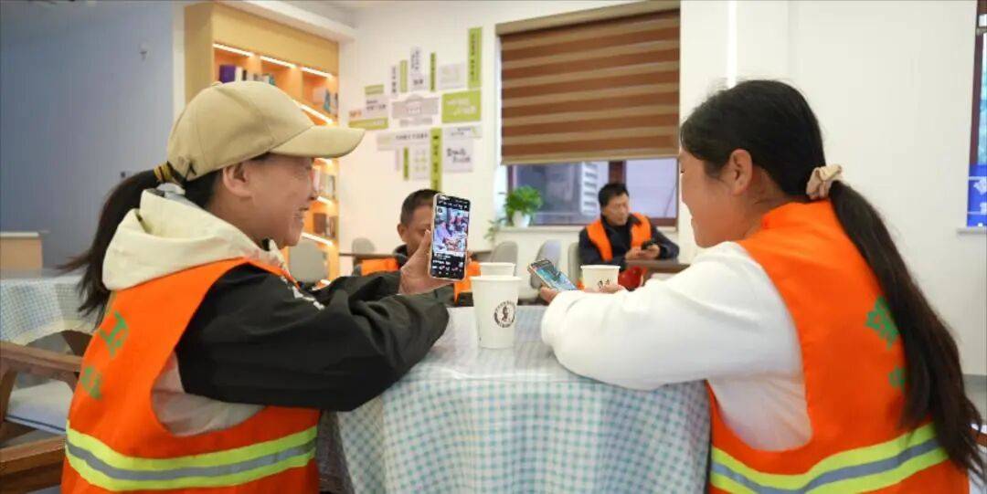 家門口的免費圖書館！地址在→