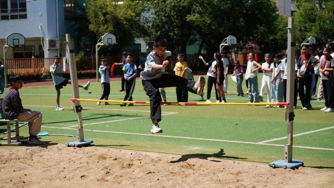 蘇州市三元實驗小學校園體育節——2026春季田徑運動會開啟