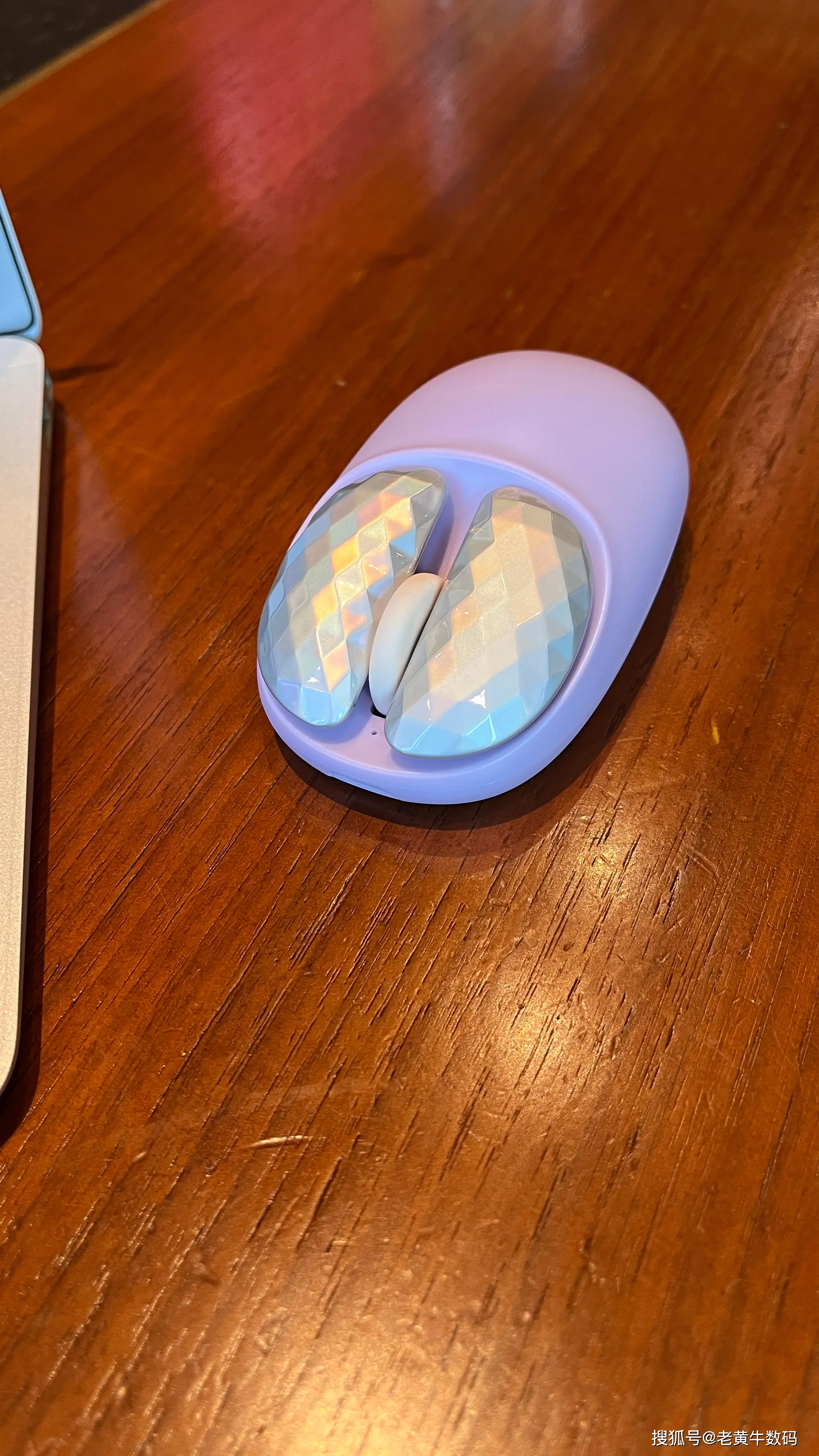 指尖的調色盤：BLINBLIN M7，一款為女性定製的“心情”滑鼠