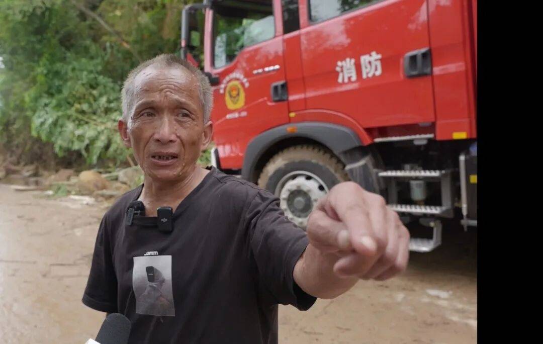 67歲村會計謝輝全在特大暴雨中用一通電話救下村民後失聯，其遺體已於今日上午被找到