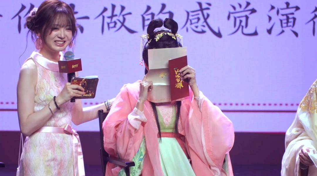 拿下500萬套銷量！國產真人實拍互動影視《盛世天下》登神！