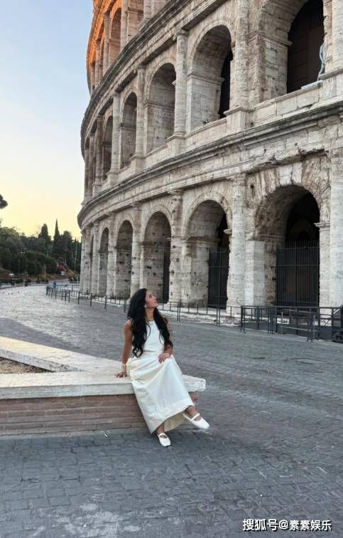 原創44歲瓦妮莎和大女兒參加黴黴婚禮，和科比的好友私密旅遊聚會