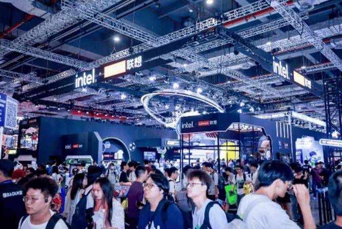 Bilibili World 2026，英特爾用硬核科技點亮幻想次元