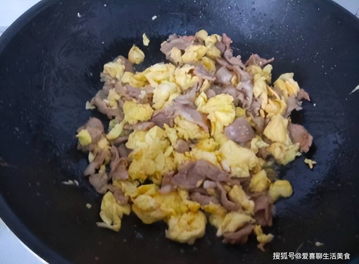 夏季，這道大人小孩都愛的下飯菜定要收藏，營養又美味吃了還想吃！